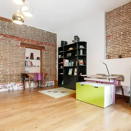Loft Family House With Garden トゥールーズ